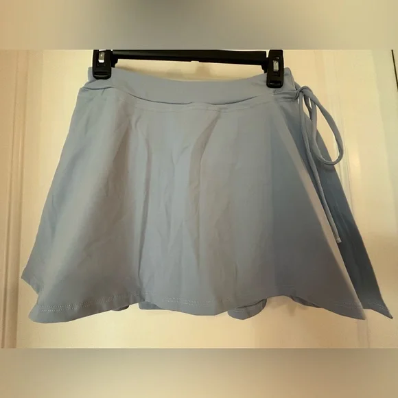 NWT- HALARA - Light Blue Tie-Waist Skort - size S - Picture 6 of 11